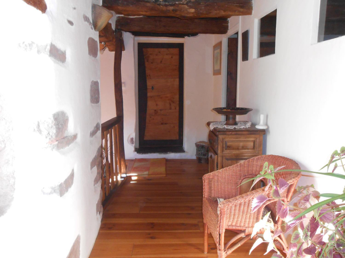 Others 2, Chambre d'hotes des Monts, Aveyron