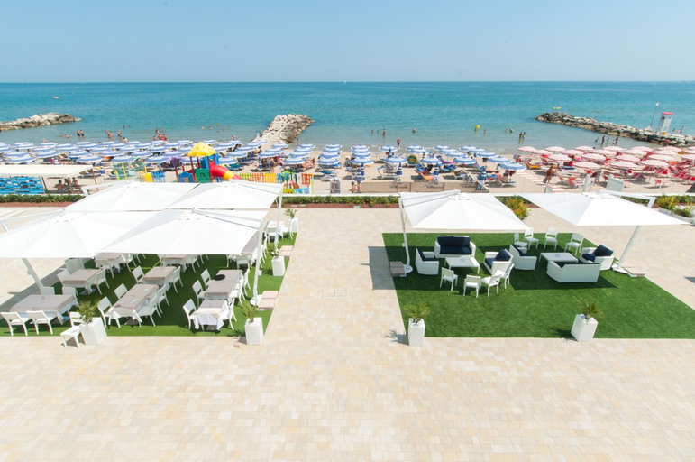 Food & Drinks 3, Lungomare Relax Residence, Rimini