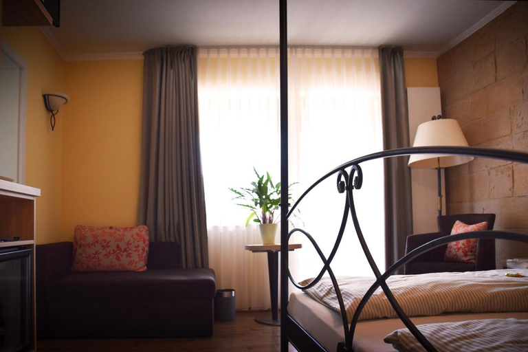 Bedroom 2, Landhotel Zur Post, Odenwaldkreis