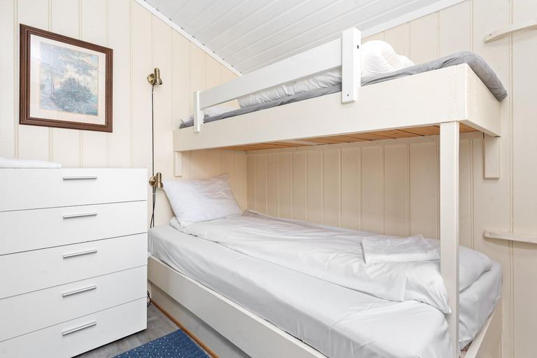 Bedroom 2, Kviltorp Camping, Molde