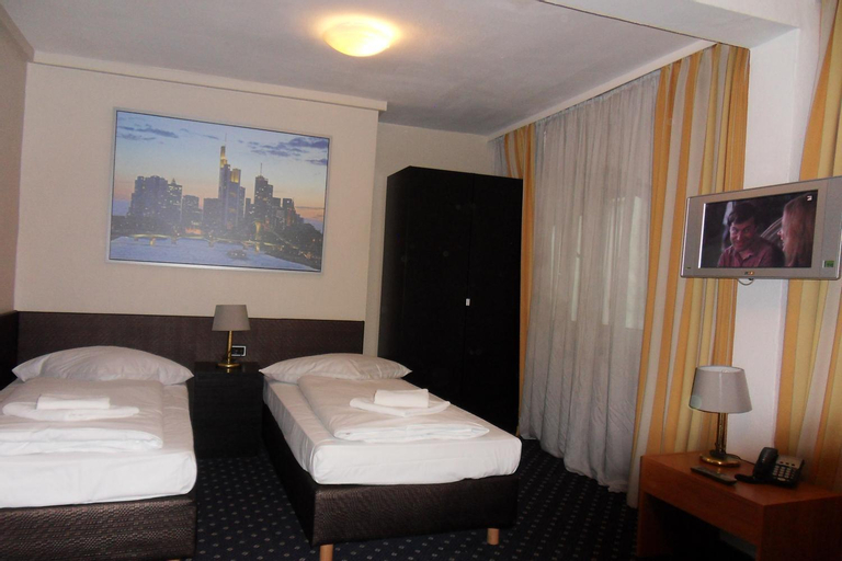 Bedroom 6