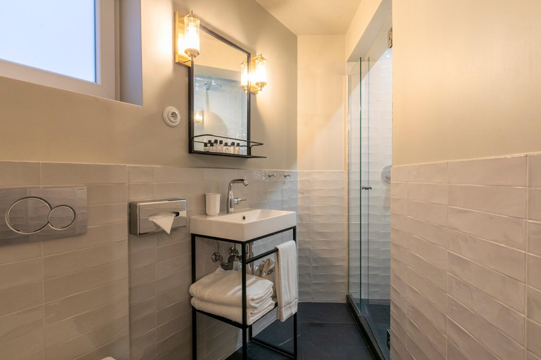 Bathroom 4, Maison Barbes, Paris