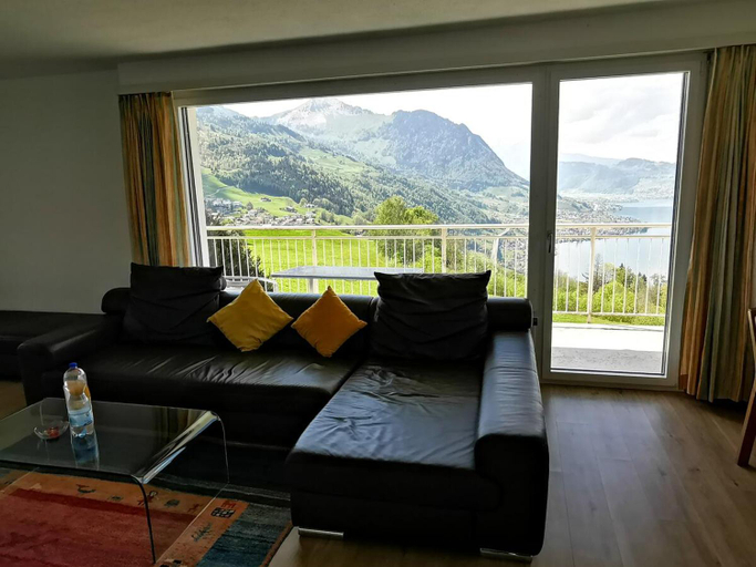 Others 4, BellaVista, Nidwalden