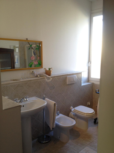 Bathroom 4, B&B Le Tortore, Rovigo