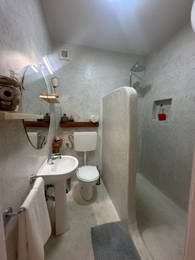 Bathroom 2, Boutique Apartments Ibiscus