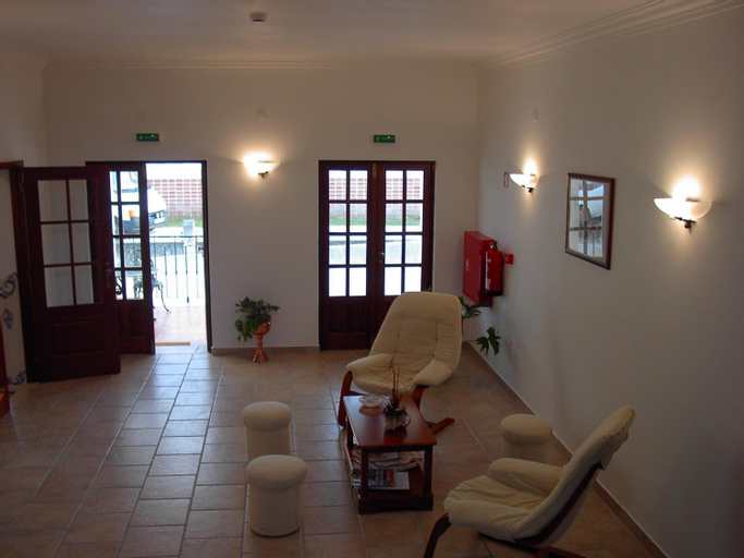 Public Area 2, Patio das Margaridas, Óbidos