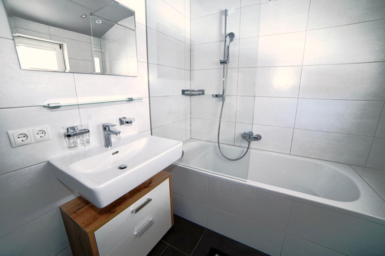 Shower 5, Apartment Krabacher, Innsbruck Land
