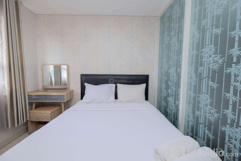 Bedroom, Cozy 1BR With Sofabed at Atlanta Apt By Travelio, Depok