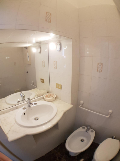Others 4, B&B MONTEBELLO, Barletta-Andria-Trani