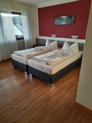 Bedroom, Gasthaus Post, Aschaffenburg
