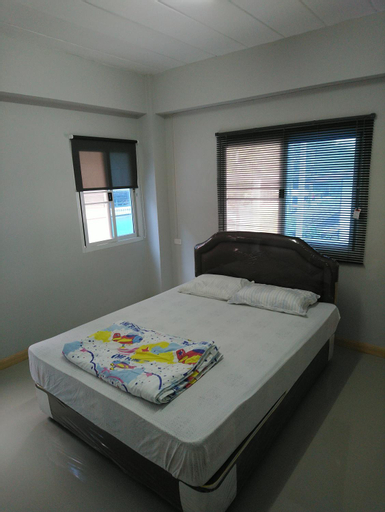 Bedroom 16