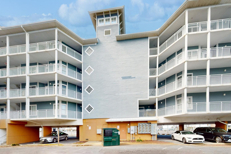 OC Condo 4100 #103, Worcester