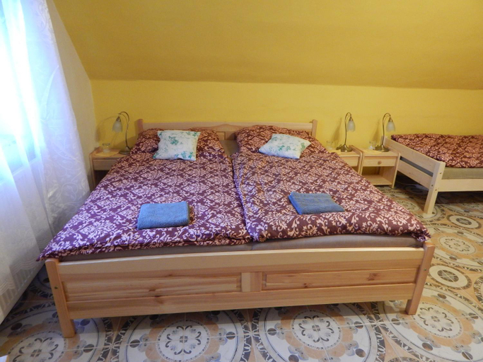 Bedroom 2, Penzion Drevenka, Liberec