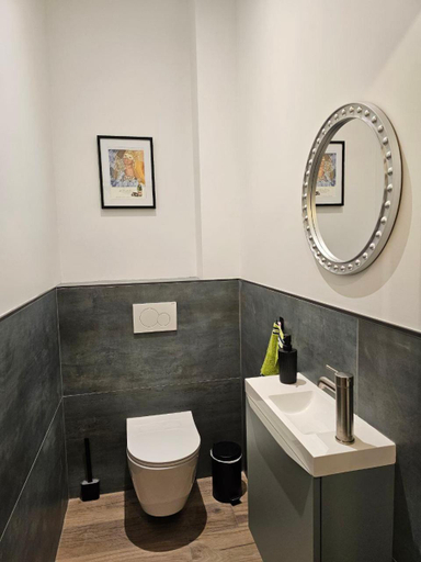Bathroom 3, Metamorphose Champenoise, Marne