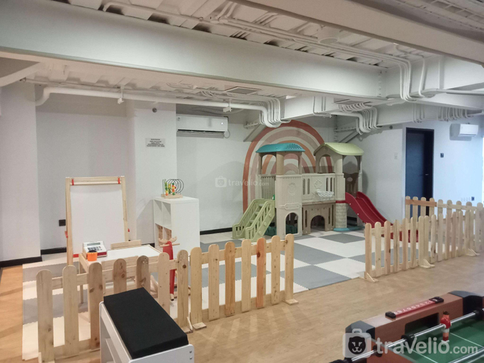 Others 4, Exclusive 3BR Loft at Kingland Avenue By Travelio, Tangerang