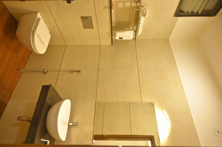 Others 3, Hotel 7b, Chhatarpur