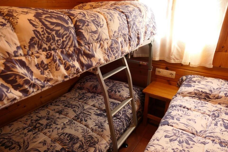 Bedroom 2, Hotel, Bungalows y Camping Viu, Huesca