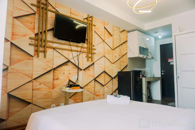 Bedroom 5, Simply Look Studio Baileys Apartment By Travelio, South Tangerang