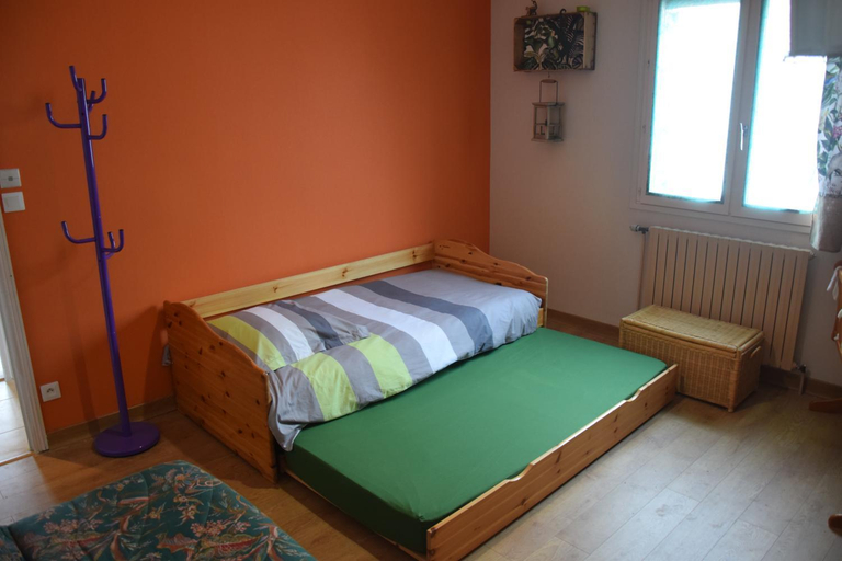 Bedroom, Au gue du bois, Vienne