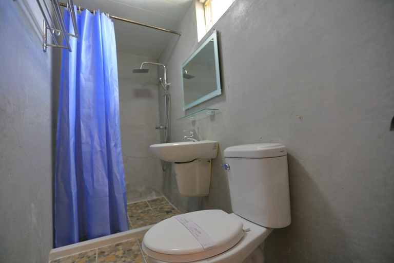 Bathroom 3, Jung Le Su Ba B&B, Taitung