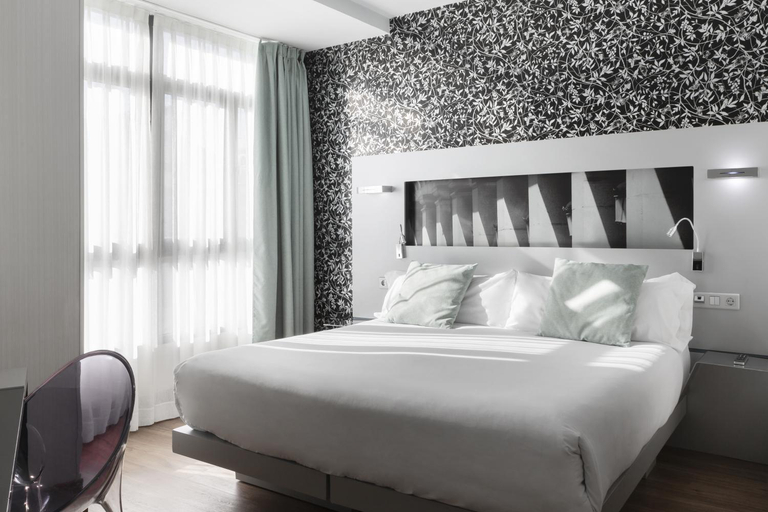 Bedroom 2, Petit Palace Plaza Mayor, Madrid