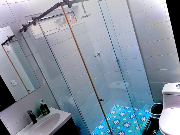 Bathroom 2, VILLA SARI, Anapoima