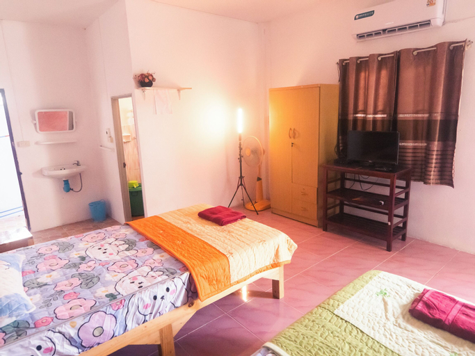 Bedroom 8
