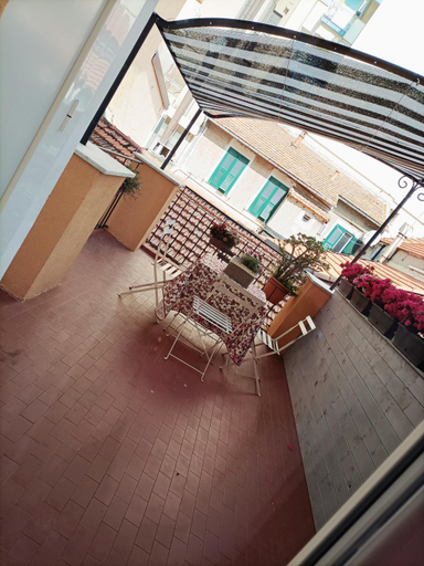 Others 5, b&b La Rosa dei venti, Savona