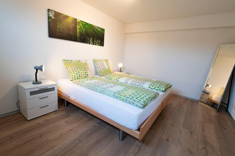 Bedroom 2, Hotel Bellavista "Bellevue", Les Franches-Montagnes