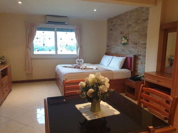 Bedroom 3, Chaiyapoon Inn, Pattaya