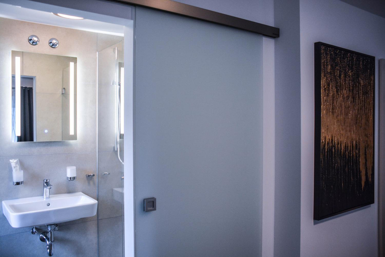Bathroom 4, Hotel Pame Grill, Freising