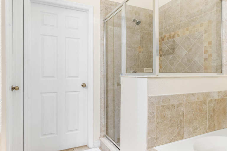 Bathroom 4, Bedrooms  3 Bathrooms  Veranda Palms 4458 NP, Osceola