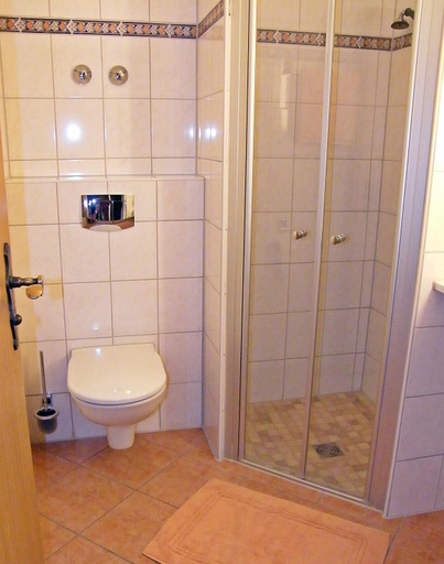 Others 5, Landhaus Oberrainer, Passau