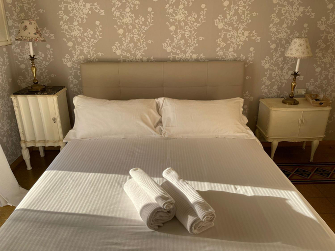 Others 5, Locanda Garzelli, Livorno