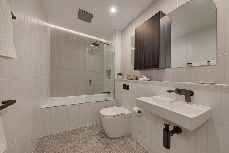 Bathroom 20