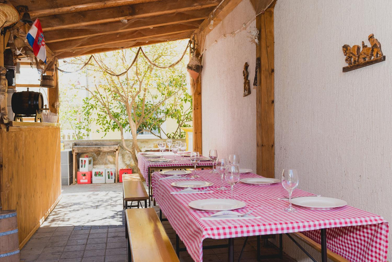Food & Drinks 4, Apartment Vodice - Lovric, Vodice