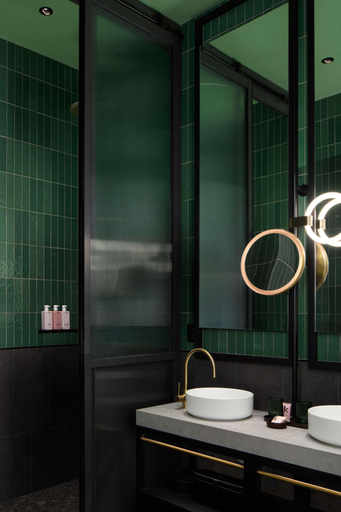 Bathroom 25