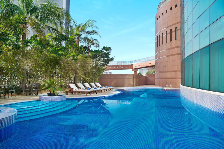Sport & Beauty, Metropolitan Palace, El Metn
