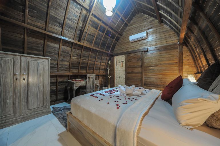 Bedroom 12