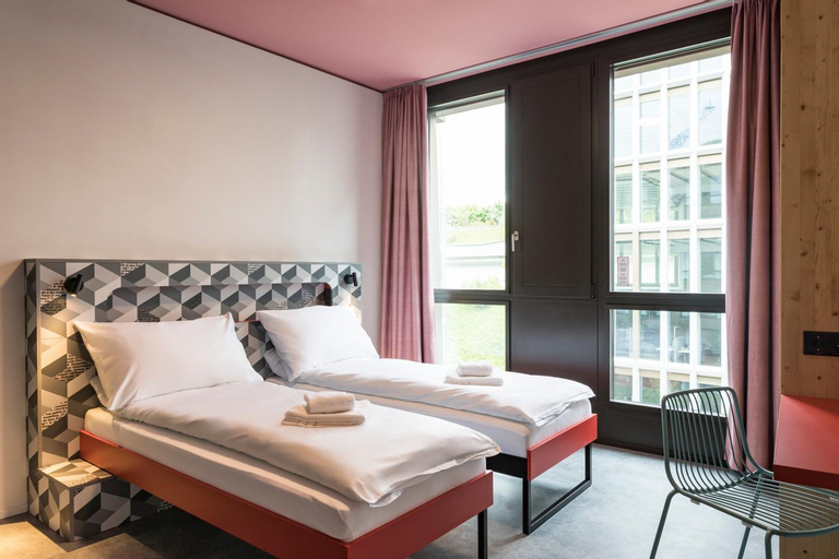 Bedroom 5