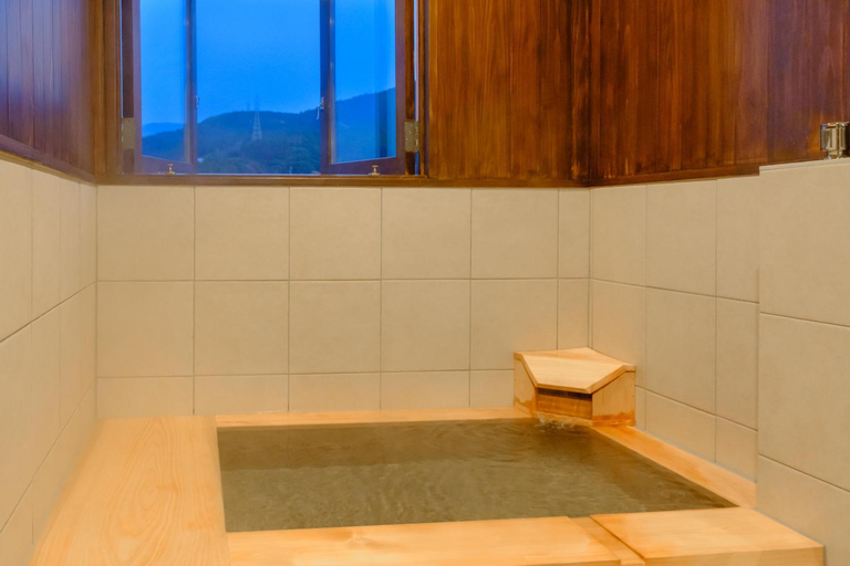 Bathroom 7