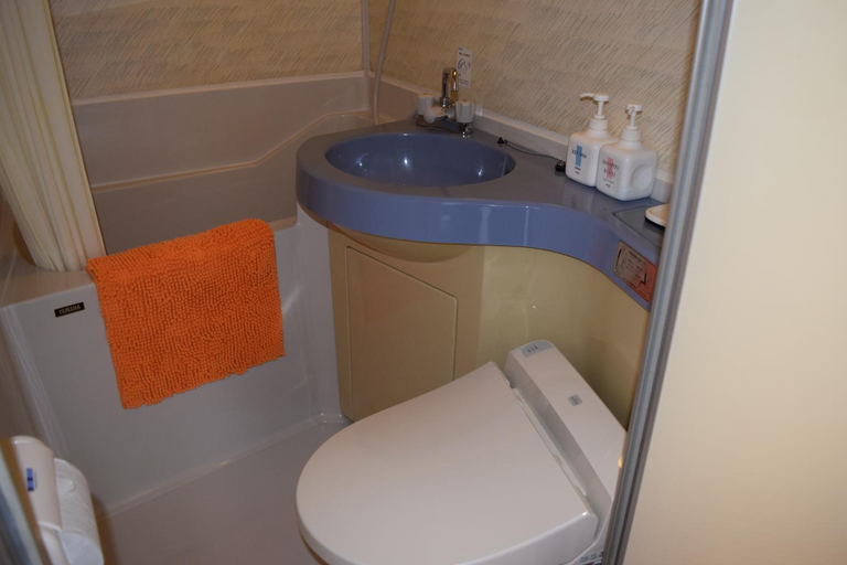 Bathroom, Pension Surf Rider, Nishiizu