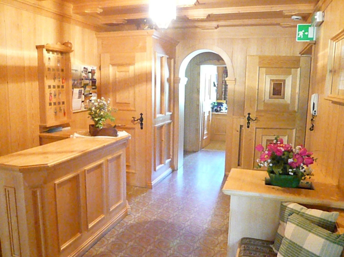 Public Area, Hotel Heidi, Bolzano