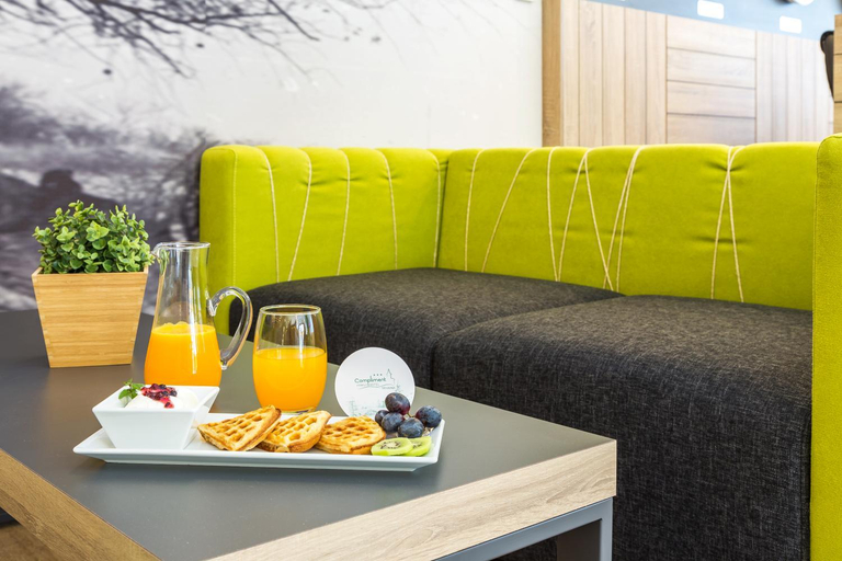 Public Area 2, Hotel Compliment, Tryavna