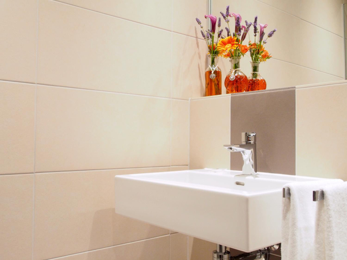 Bathroom 3, Myhotel, Hohenlohekreis