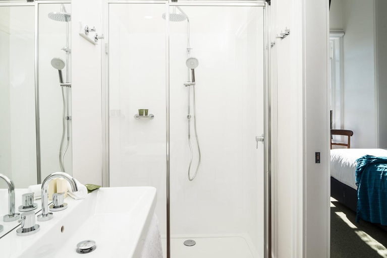 Bathroom 3, The Florance, Launceston - Pt B