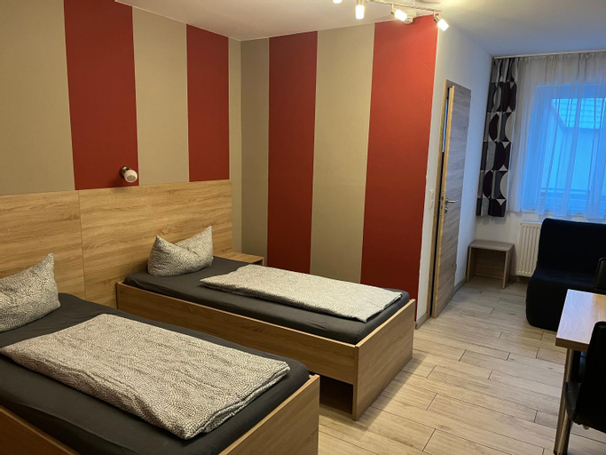 Others 3, Haus Roseneck-Pension Am Stadtrand, Paderborn