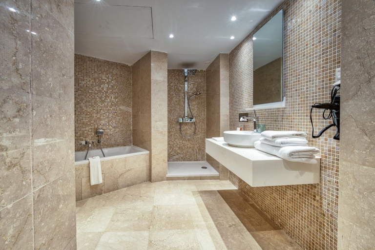 Bathroom 5, Azalai Hôtel Dakar, Dakar