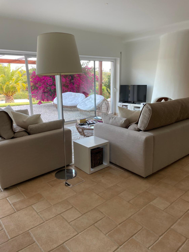 Others 2, GARBE - Private Villa,Total Privacy, Infinity Swimming Pool, Close to Beaches, Lagoa