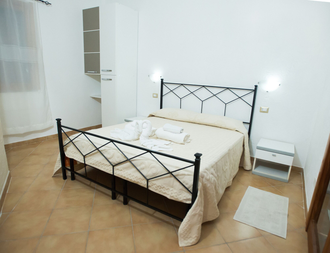Bedroom 4, Mimose Beach Village, Sassari